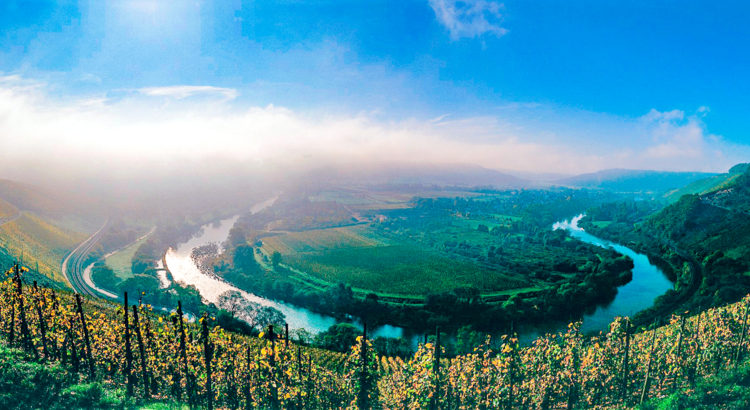 nicko cruises Saarschleife.jpg