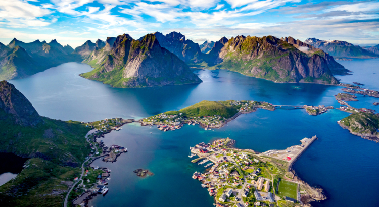 Norwegen Lofoten iStock cookelma.jpg