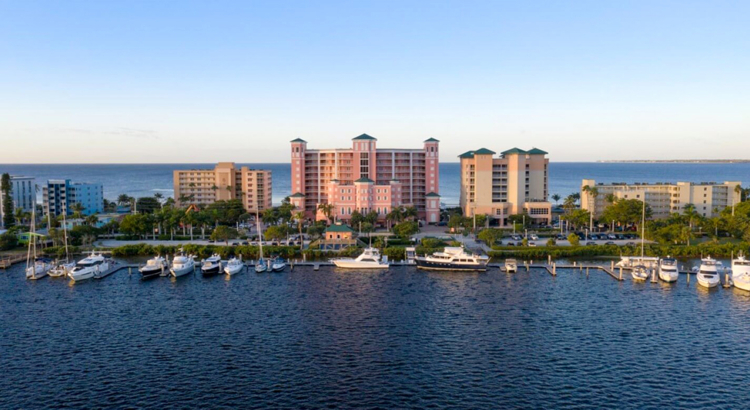 USA Florida Fort Myers Pink Shell Beach Resort Marina.jpg