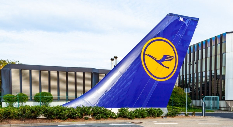 Lufthansa LH Firmensitz Logo Symbol Foto iStock Travelview