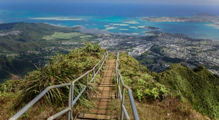 Hawaii Oahu haiku Treppe neu Foto iStock Majic Photos