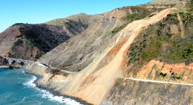 USA Kalifornien Highway 1 Big Sur Erdrutsch Foto CalTrans.jpg
