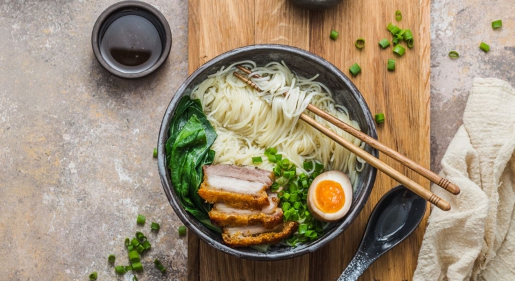 Japan Essen Ramen Foto iStock Fazeful