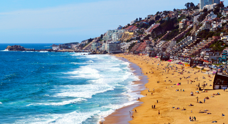 Chile Viña del Mar iStock galbiati.jpg