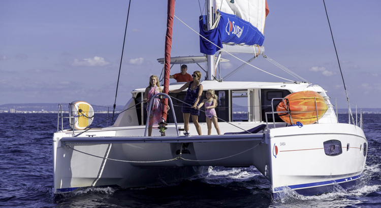Sunsail Katamaran Segelurlaub Familie.jpg