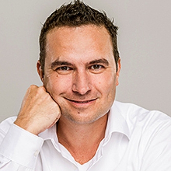 Solamento-Chef Sascha Nitsche stellt Kampagne für faires Miteinander von Kunden und Expis vor