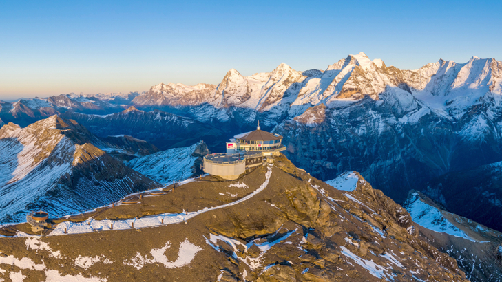 2b_(c)_Schilthorn_Piz_Gloria.jpg