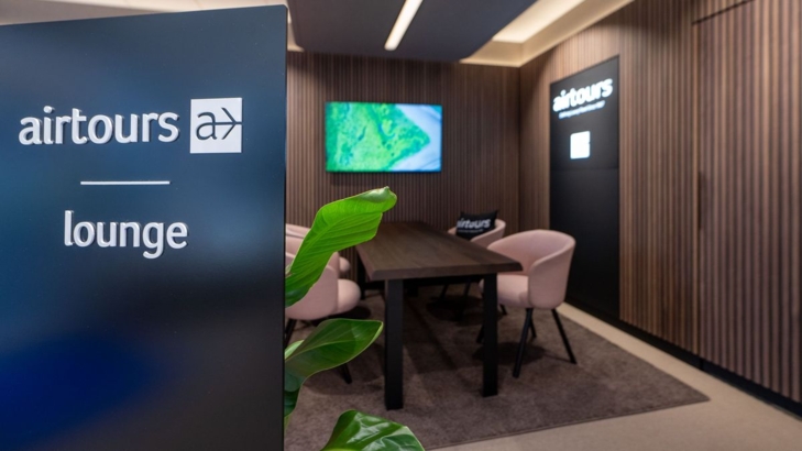 Airtours Lounge 2 K&ouml;ln Foto TUI Pervin Inan Serttas