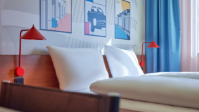 McDreams Stuttgart Zimmer Bett